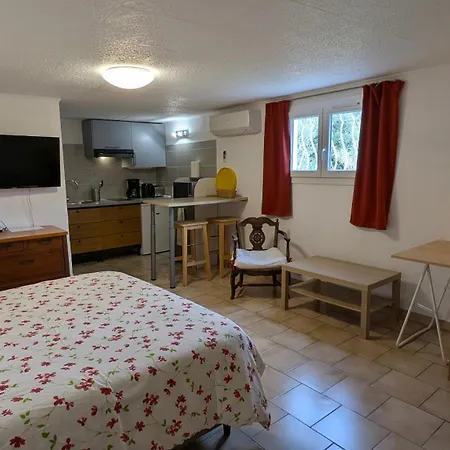 Apartman 28m2 Climatise,wifi, Proche Des Calanques,plages *